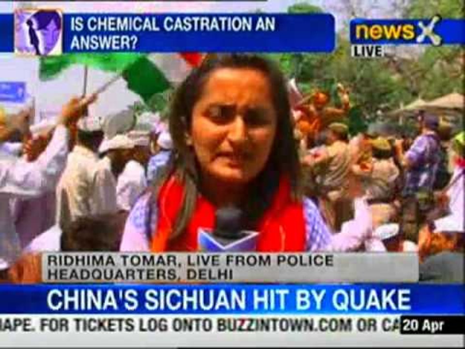 Masoom rape case: Protestors try to enter Delhi police headquarters