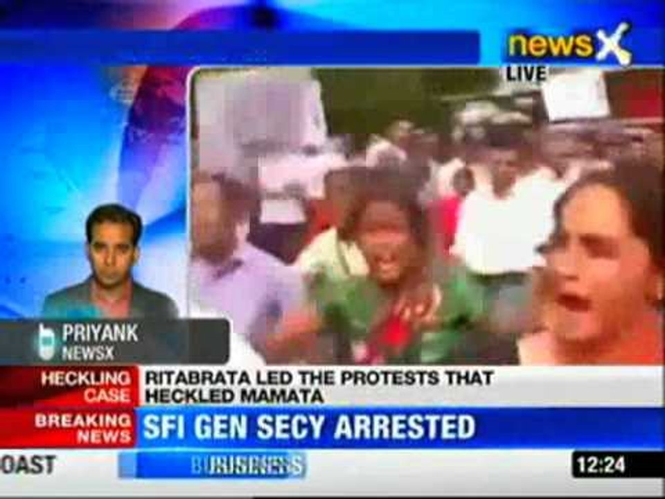 Police arrests four SFI activists, general secretary Ritabrata
