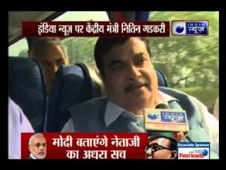 Nitin Gadkari takes a bus trip to Jaipur to inspect NH-8