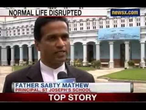 Telangana effect: Gorkha Janmukti Morcha calls indefinite shutdown in Darjeeling