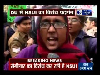 NSUI stages protest outside Subramanian Swamy's seminar on Ram temple