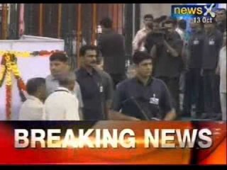 News X: Manmohan Singh & Sonia Gandhi celebrates Dussehra at historic Ramleela Maidaan
