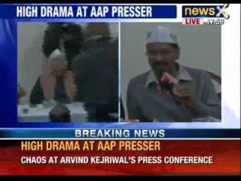Man throws black paint at Arvind Kejriwal - News X