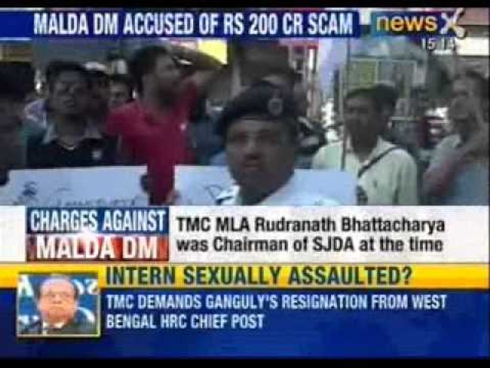 West Bengal top cop transferred for arresting Malda DM on graft charges - NewsX