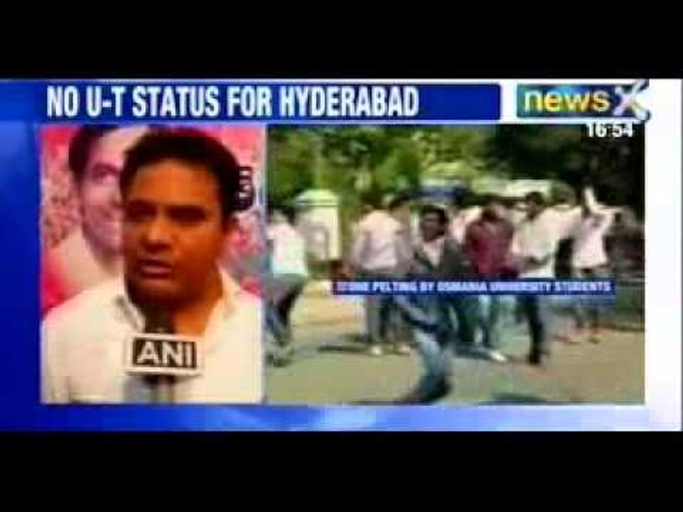 Telangana issue: Protesting Osmania students at...