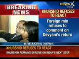 Foreign Minister Salman Khurshid refuses to comment on Devyani's return - NewsX