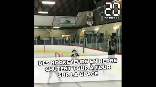 Des hockeyeurs en herbe chutent tour à tour sur la glace