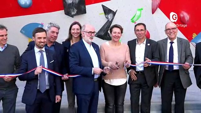 Reportage - Une salle de bloc pour le Pôle France escalade à Voiron