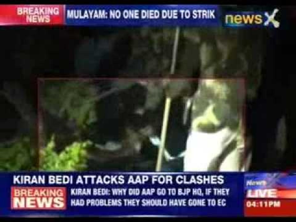 Mulayam blind to 30 deaths
