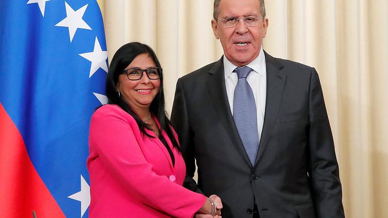 Rusia reafirma su apoyo político y económico al Gobierno de Nicolás Maduro