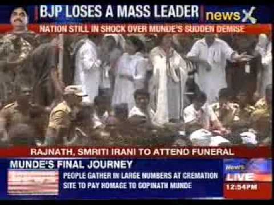 Massive crowd gather to pay their tribute