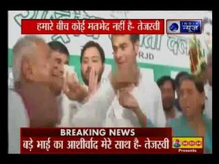 RJD सुप्रीमो लालू प्रसाद यादव ने अपने परिवार के साथ मनाया अपना 71st बर्थडे!