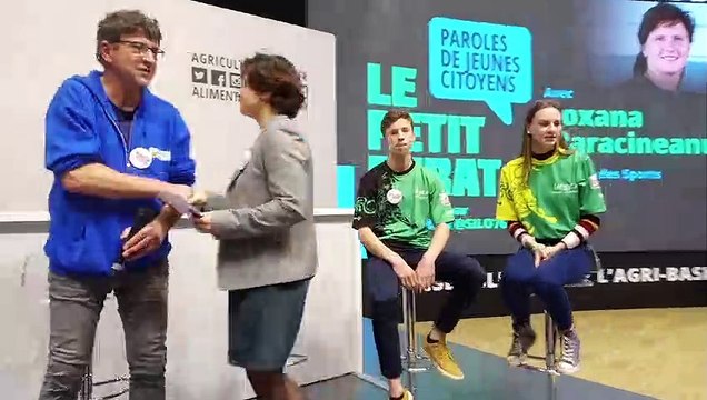 Petit débat citoyen : sport et terroirs avec Didier Guillaume et Roxana Maracineanu