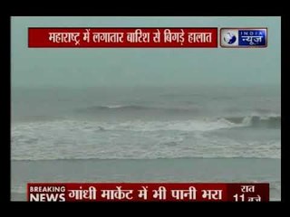 मुंबई समेत महाराष्ट्र के कई हिस्सों में भारी बारिश जारी