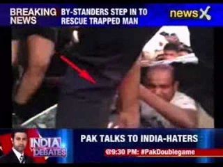 Dramatic car rescue operation in Ghaziabad