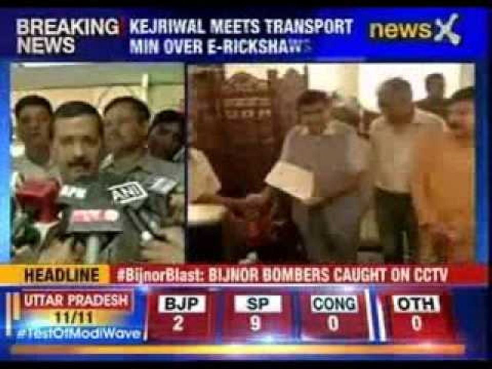 AAP convenor Arvind Kejriwal meets Nitin Gadkari