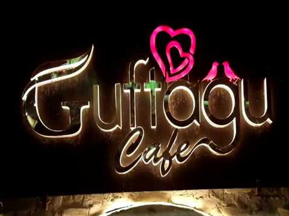 Shayari by Durgesh Awasthi at India’s First Ever Shayari Cafe Guftagu; Tumhari adaye Nashili Nashili