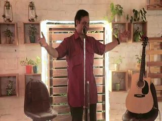 Heart Touching Hindi- Urdu Shayari: प्रीत के द्वार हर ख़ुशी मिल गई, जैसे सागर से कोई नदी मिल गई !!