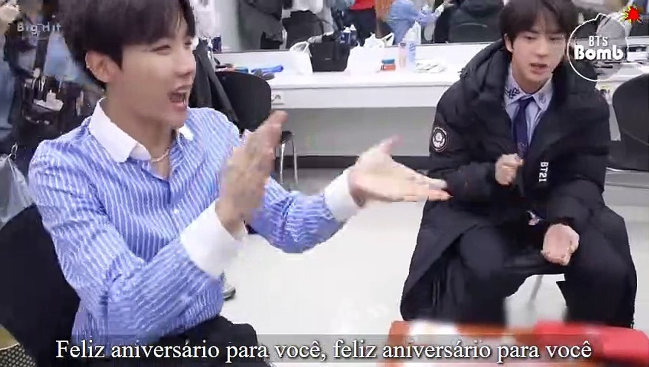 [BANGTAN BOMB] V’s Surprise(?) Birthday Party - BTS (방탄소년단)