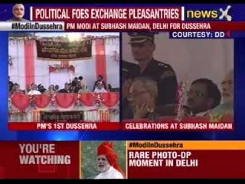 PM Modi, Manmohan, Sonia join Dussehra celebrations at Subhash Maidan in Delhi