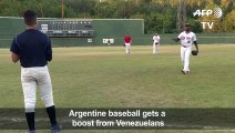 Venezuelan migrants give Argentine baseball a boost