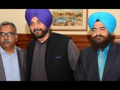 Navjot Sidhu spotted with Khalistani terrorist | खालिस्तान आतंकी के साथ सिद्धू की तस्वीर आई सामने