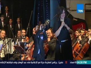 ماسبيرو | Maspiro - اطفال كورال مصر يقدمون على المسرح اغنية ليلى مراد  وانور وجدي وشكوكو