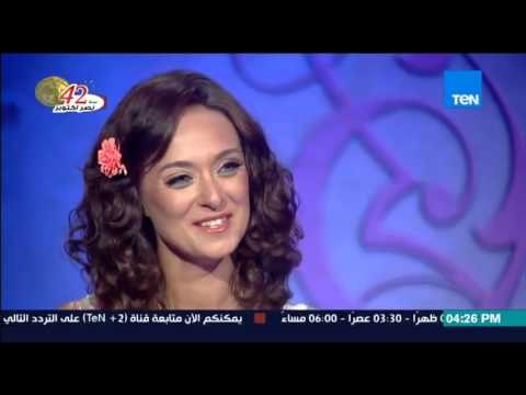 قمر 14 - الفنانة إنجي أبو زيد توضح علاقتها بالموضة والأزياء لو الموضة شمال أنا يمين