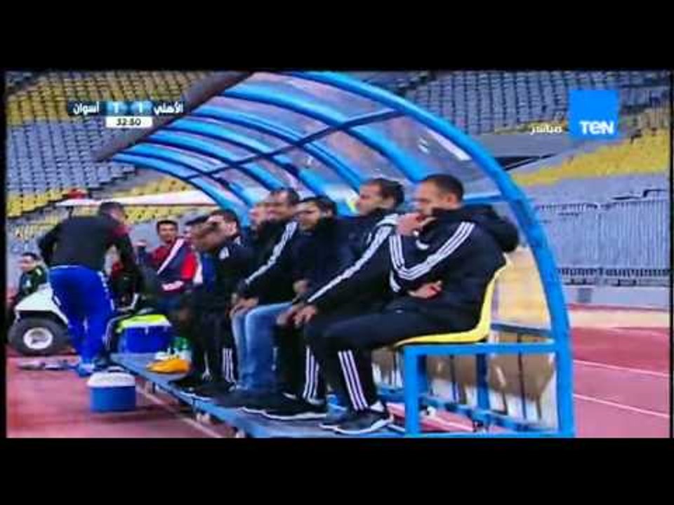 شكري نجيب يحرز هدف التعادل لفريق أسوان فى مرمي...
