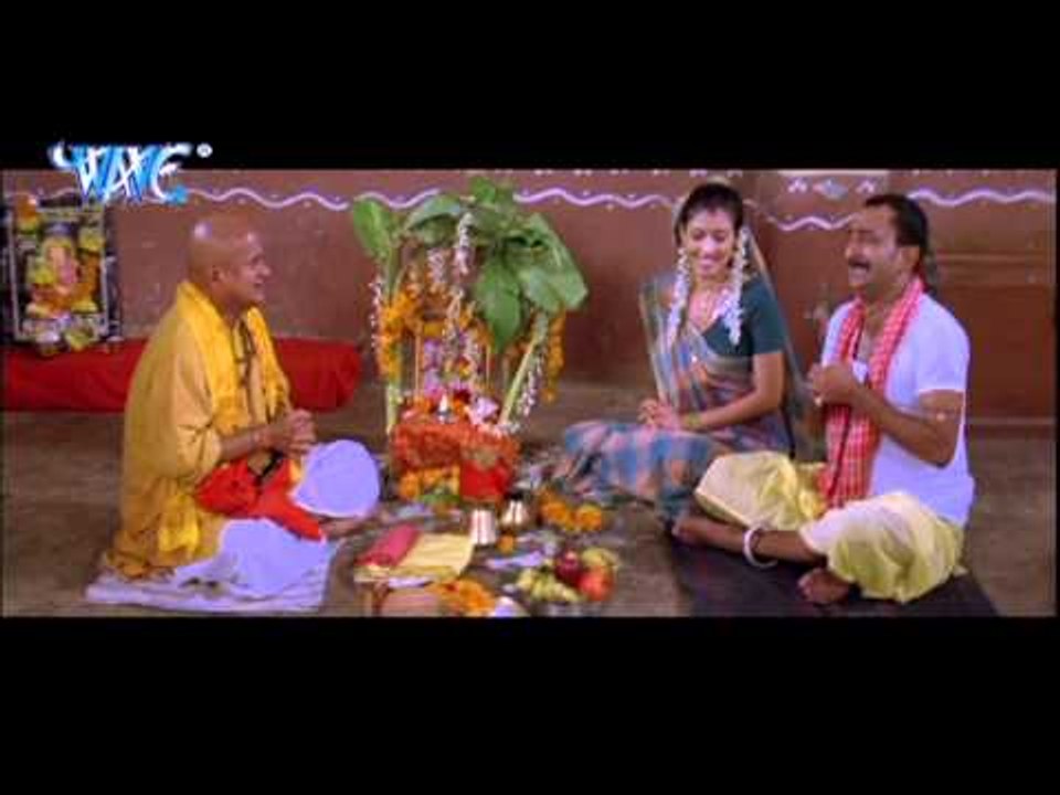 छिनार पंडित - Chinar Pandit - Rangili Chunariya Tohare Naam - Funny Video