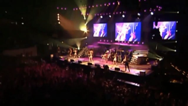 Bug A Boo — Destiny's Child: World Tour | Live in Rotterdam — (2003)