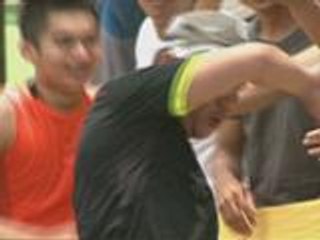 Banana Split spoofs Sarah - Matteo triathlon moment