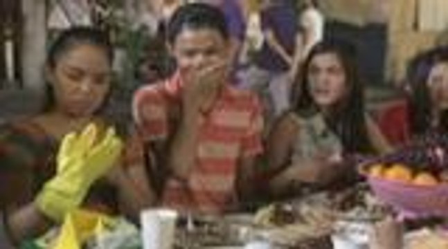 Sister Marie Paul at Sophie, parehong happy ngayong Pasko