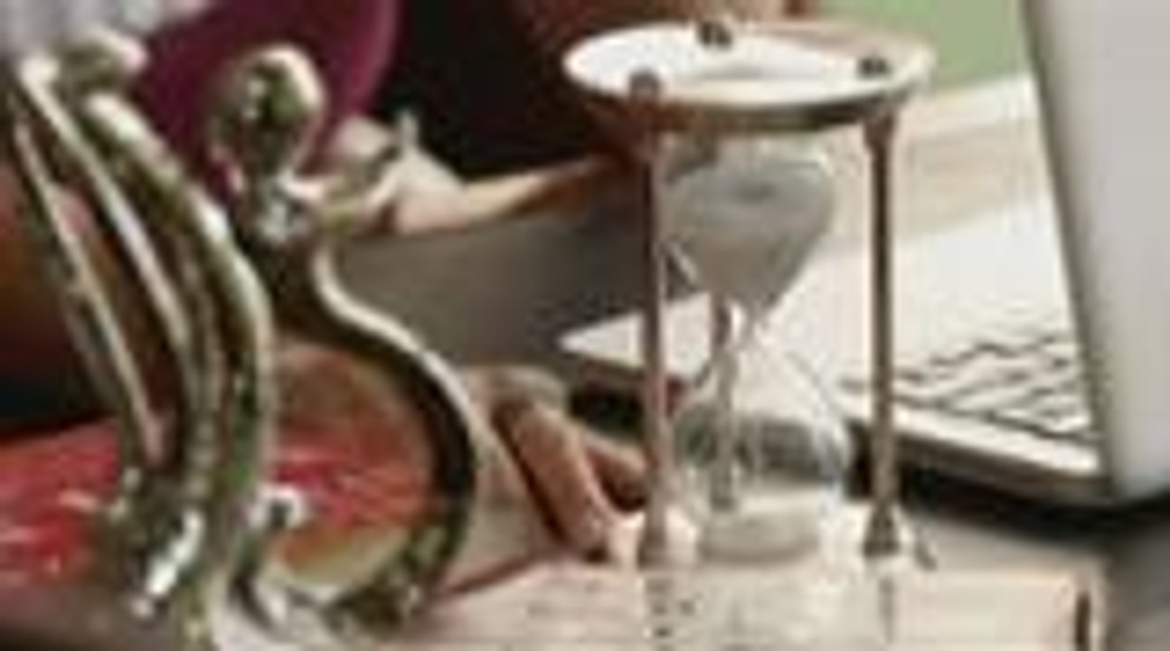 Amor, ipinatapon ang mga ipinadalang suhol na alahas ni Claudia