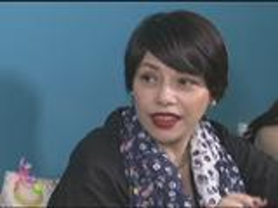 Has Pia entertained suitors since Francis M died?