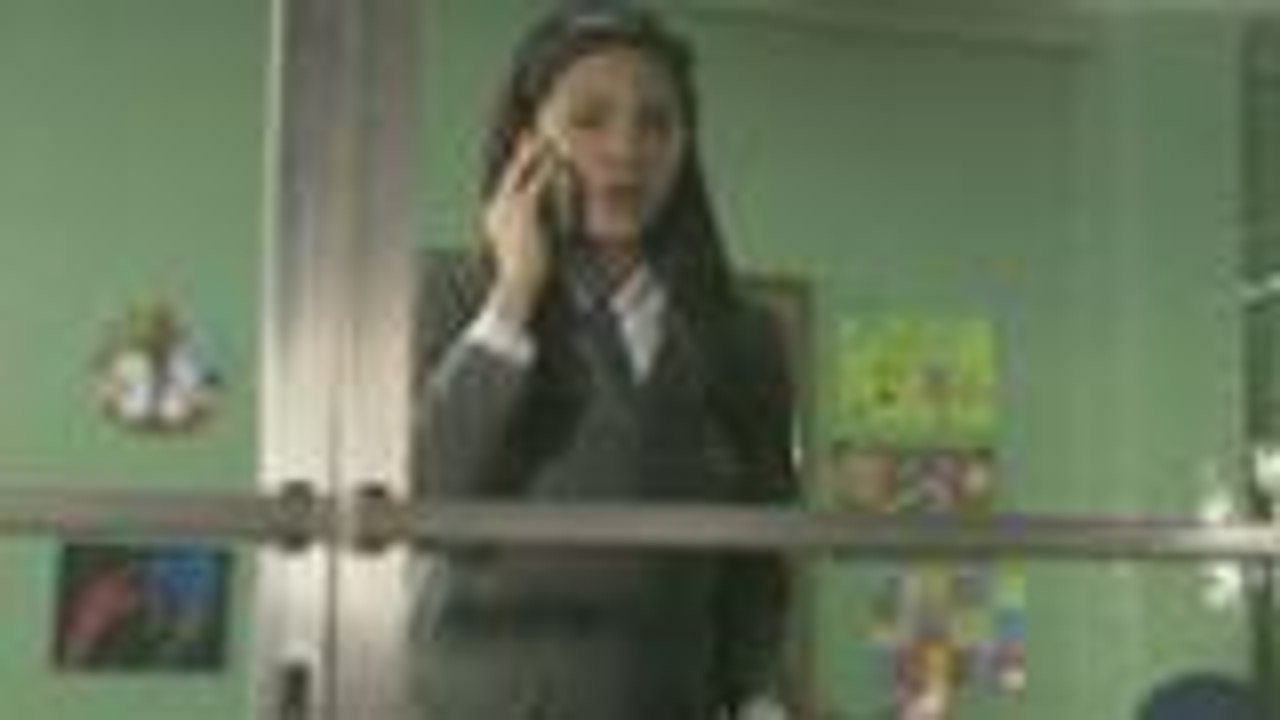 Sophie finds Anne Reyes