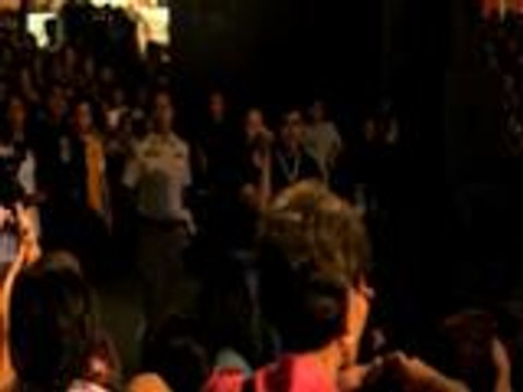 WATCH: Loisa Andalio sings Blank Space at the NKNKK Mall Show