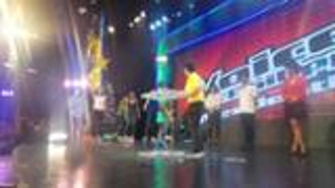 Panoorin kung paano binato ng Banana Sundae cast si John Prats sa "The Voice of the Presidentiables" sketch!