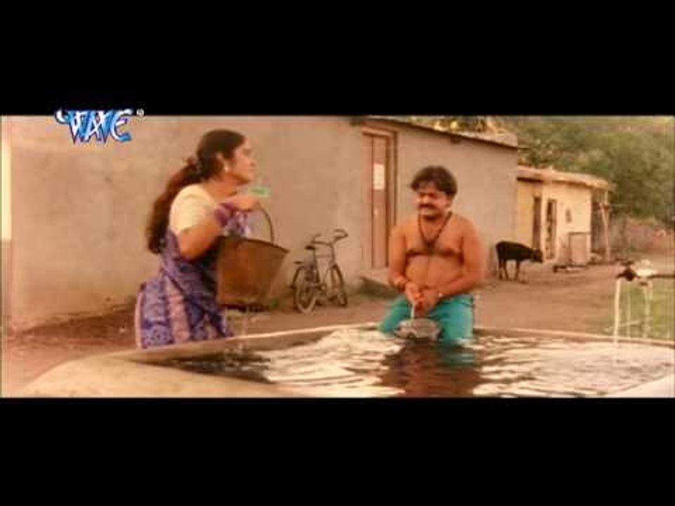 भौजी तनी सटs ना Bhauji Tani Sata Na - Batasha Chacha Film - Bhojpuri Comedy Scence  HD