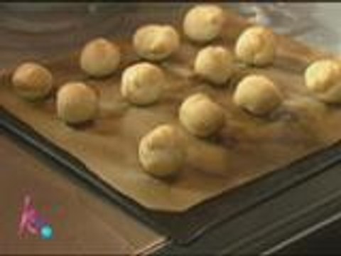 Kris loves Pri's Brazilian cheese bread