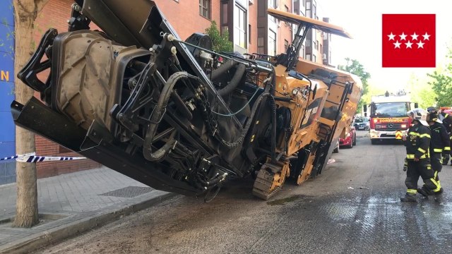 Herido grave en Madrid un operario tras caer de una fresadora