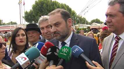 Ábalos ve "posible" un acuerdo programático con Podemos