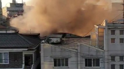 원주 주택에서 불...주변 상가 건물도 피해 / YTN
