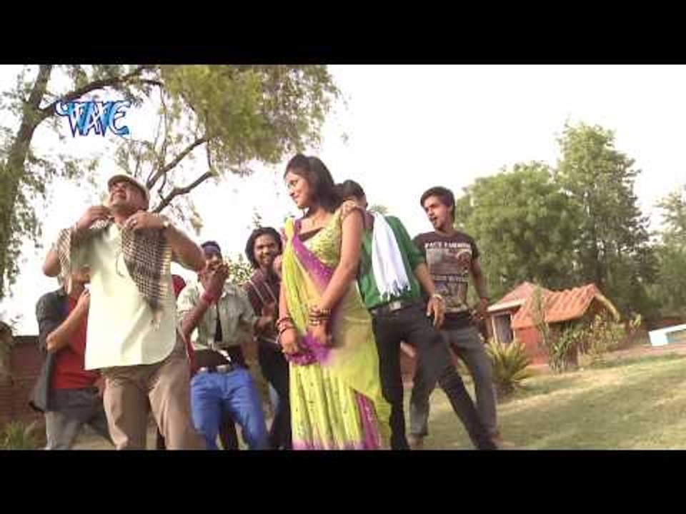 HD केहु  उठावे कोरा केहु मिसे गाल - Tadpe Jawani Hamar - Smita Singh - Bhojpuri  Songs 2015 New