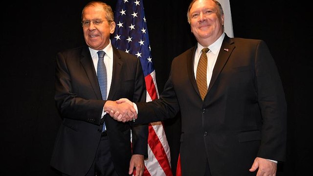 Λαβρόφ: «Καταστροφικό σενάριο» η στρατιωτική λύση στη Βενεζουέλα