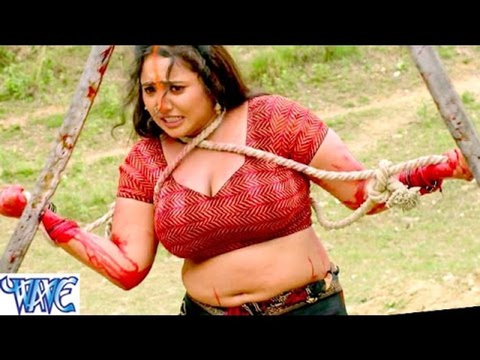 Action Scene from Bhojpuri Movie " Main Rani Himmat Wali " || Rani Chatterjee