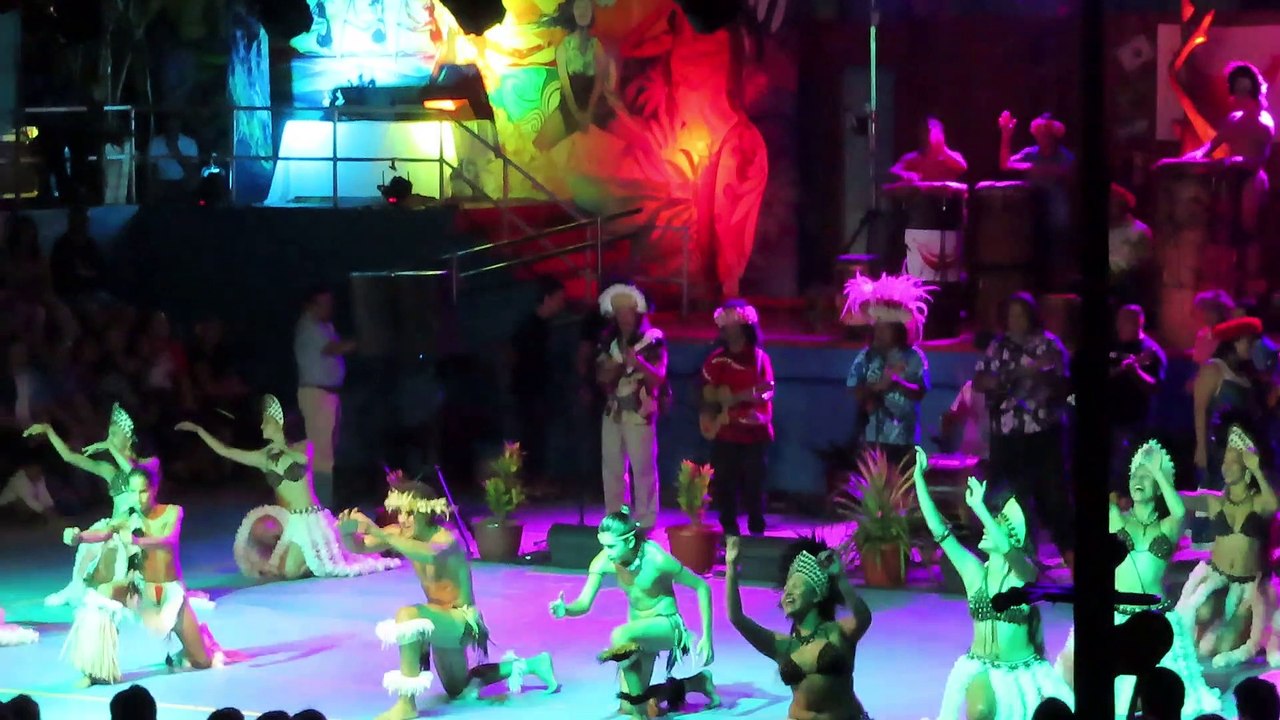 danses gymnase d'Hanga Roa