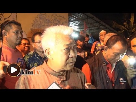 Jatuhkan roket!_ - Bung Moktar tampil kempen di Sandakan