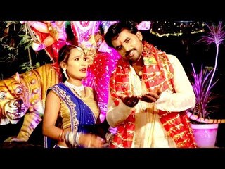 Download Video: 2017 का सबसे हिट देवी गीत - Nimiye Tar Jhulua Laga - Nazar Na Lage Mori Maiya Ke - Gobind Bhojpuriya