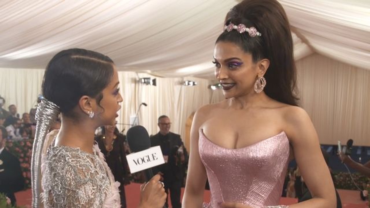 Deepika Padukone on Her Pink Underwater-Inspired Dress